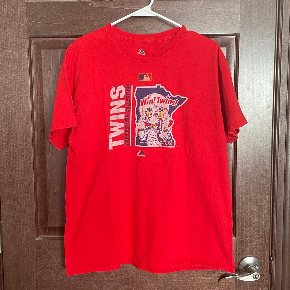 Men’s Majestic Minnesota Twins red T-Shirt
